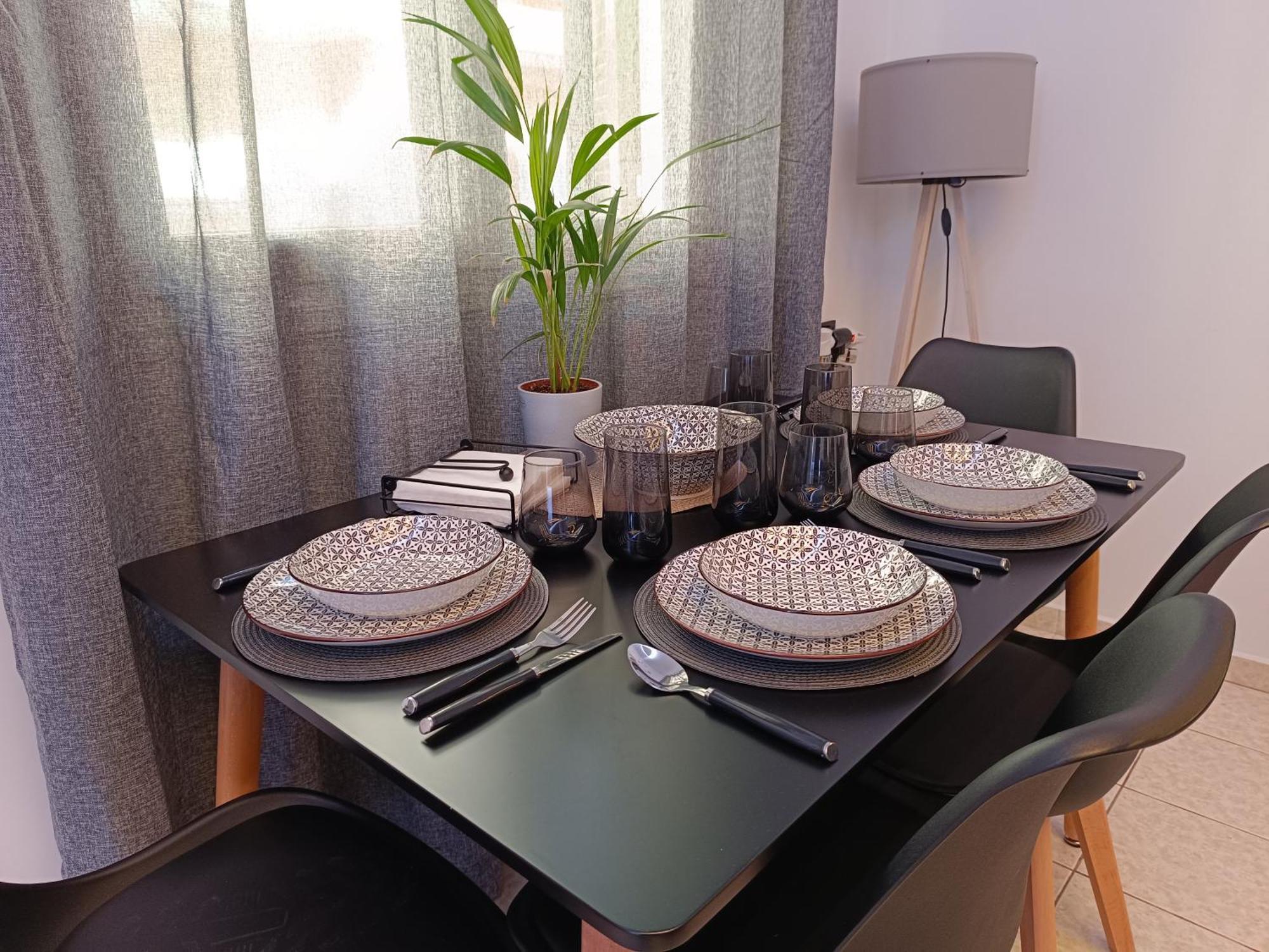 Giolanda Patrasso - Modern Apartment In The Center Of พาทรา ภายนอก รูปภาพ