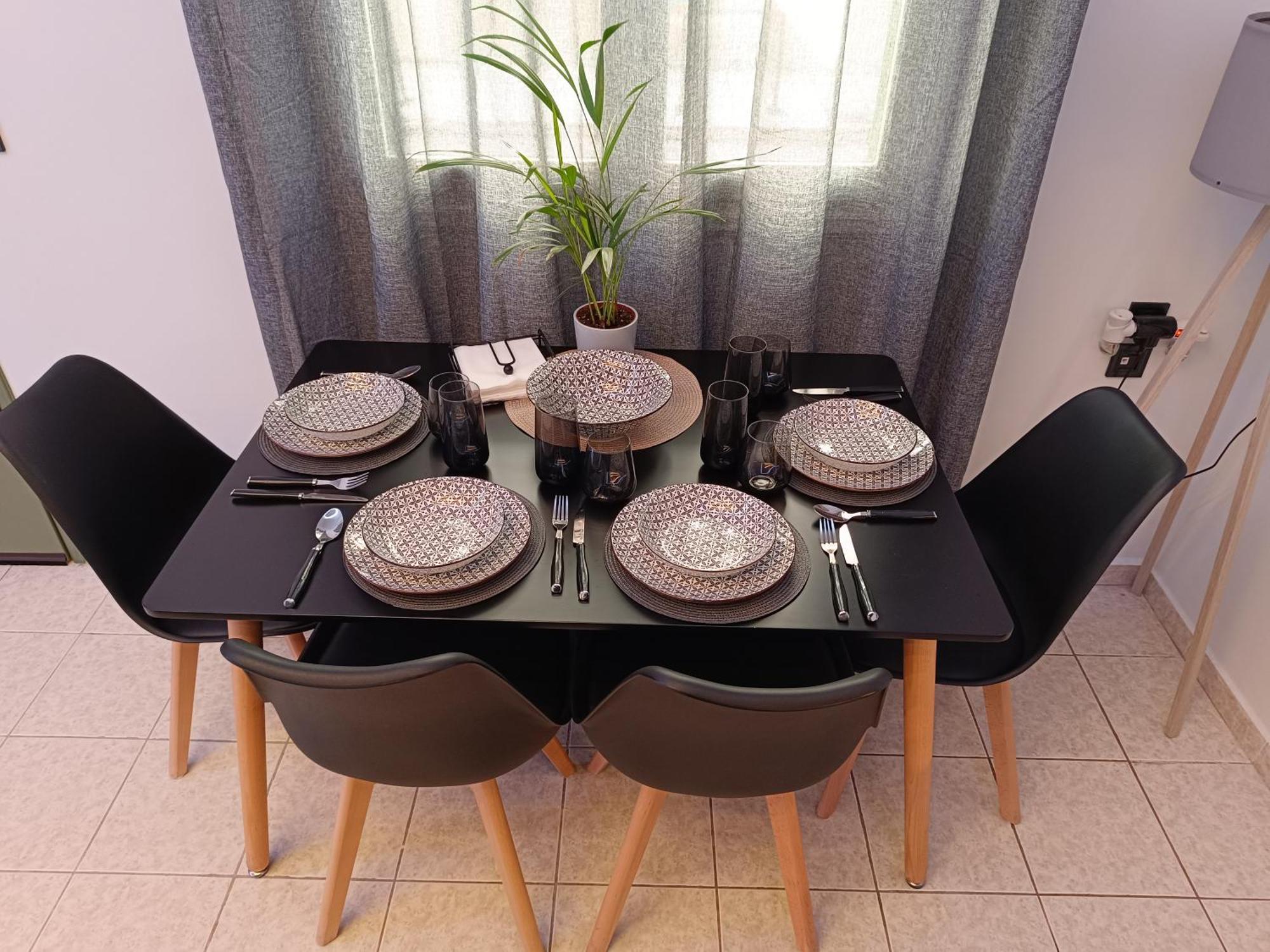 Giolanda Patrasso - Modern Apartment In The Center Of พาทรา ภายนอก รูปภาพ